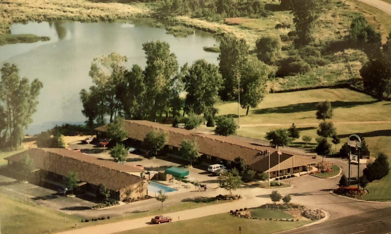 Arbor Inn Of Historic マーシャル エクステリア 写真